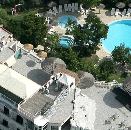 Park Valle Clavia 4* 佩斯基奇