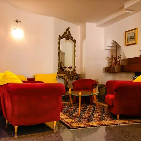 Park Valle Clavia فندق 4*