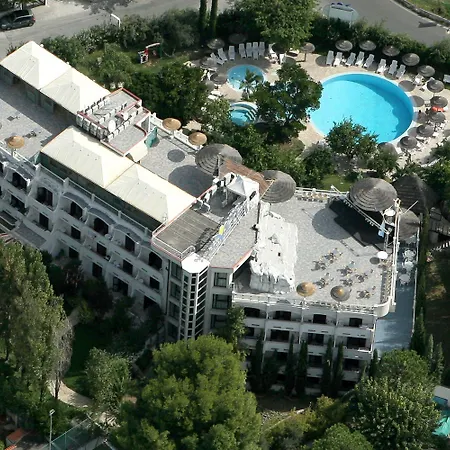Park Valle Clavia فندق 4*