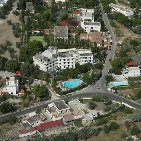 Park Valle Clavia فندق 4*