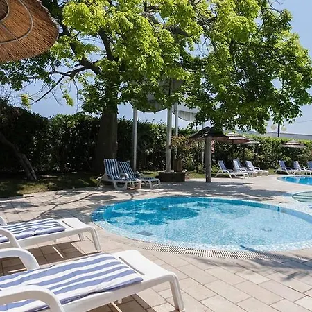 Park Valle Clavia 4* بيسْكيتْشّي